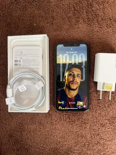 iPhone 11 completo com caixa e nota 