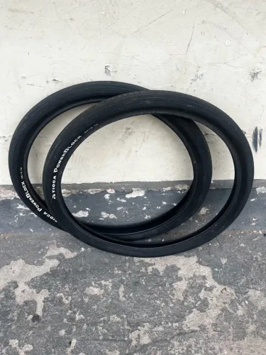 Par Pneus Tioga Power Block 26 x 2.10