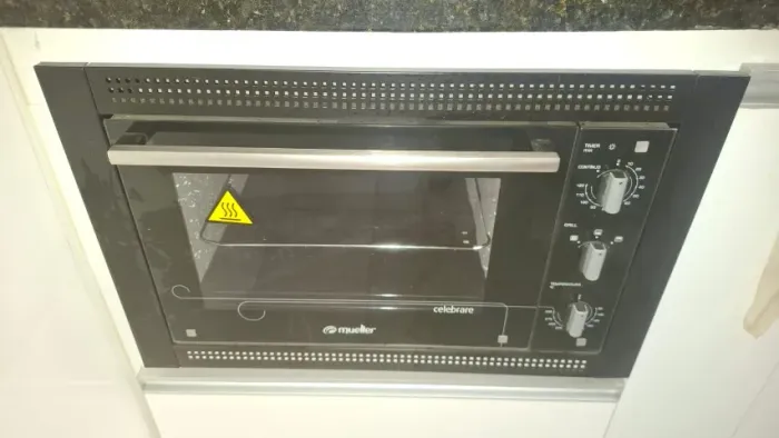 Forno elétrico, 46 litros marca mueller, nunca usado