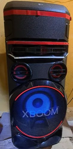 Caixa de som XBOOM LG