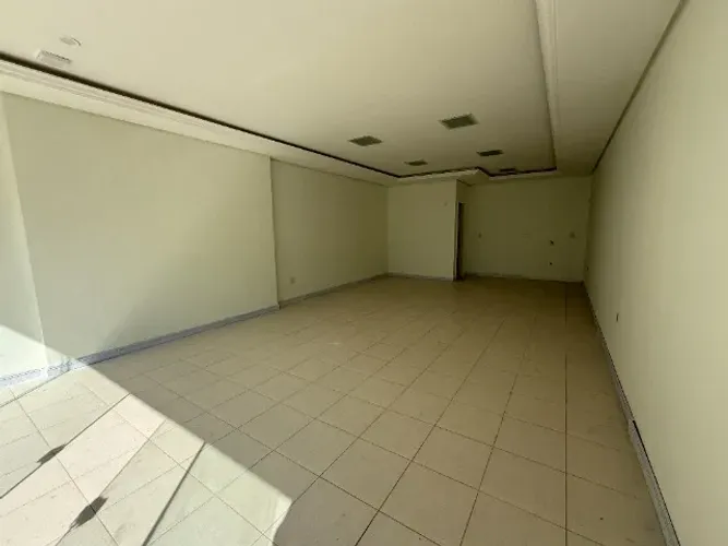 Sala comercial no coração de Balneário Camboriú