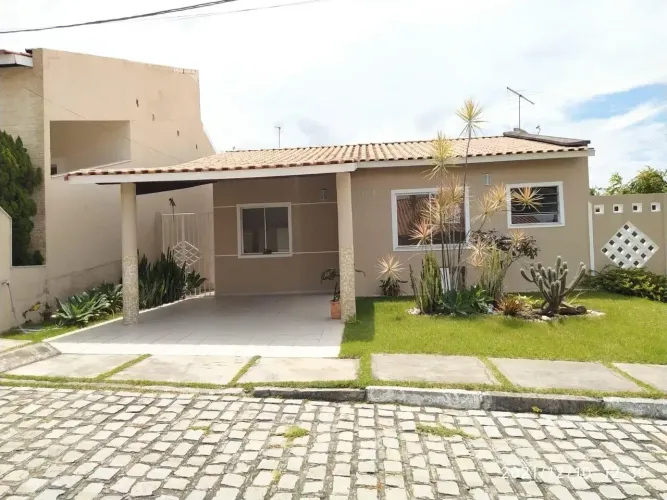 Casa 3/4 para Aluguel ou Venda  Condomínio Villa Emília