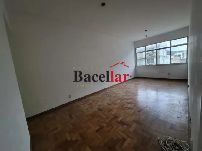Apartamento : / Residencial / Andaraí