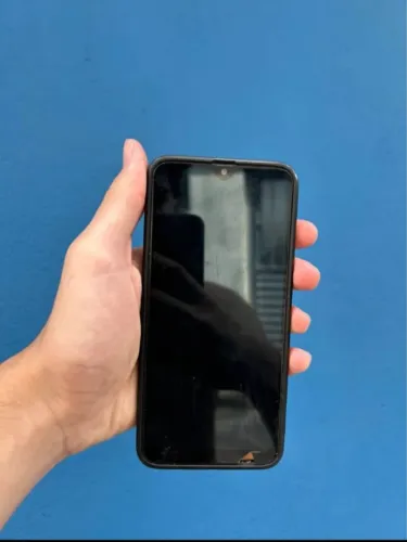 Samsung A30 com capinha