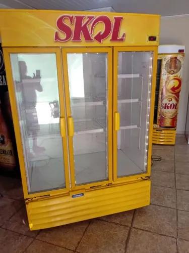 Cervejeira, Metalfrio, 3 portas, 1.113L