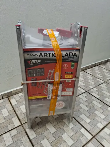 Escada 3 em 1 articulada alumínio 3x4 marca BOTAFOGO.