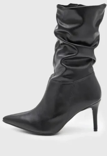 Bota Vizzano cano médio salto fino preta tamanho 37