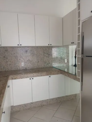 Alugo apartamento de 01 quarto mobiliado próximo ao trevo de forquilhinhas.