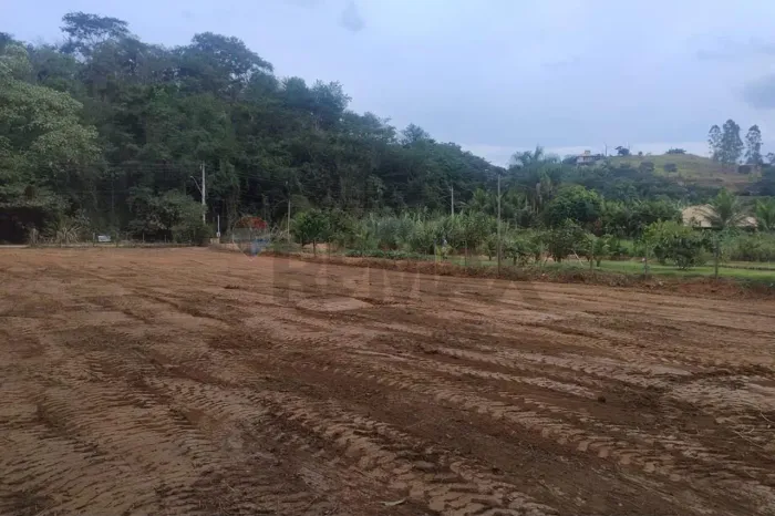 Granja terreno em Monte verde