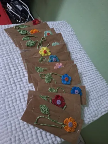Flores de Crochê Artesanais