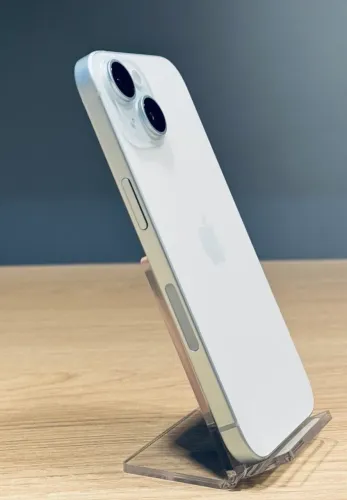 IPHONE 15 128 G