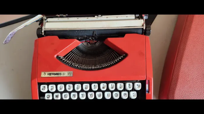 Máquina de escrever Olivetti 