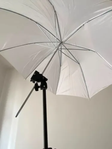 Sombrinha difusora + Tripé PARA FLASH