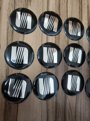 Emblemas para calota Seat