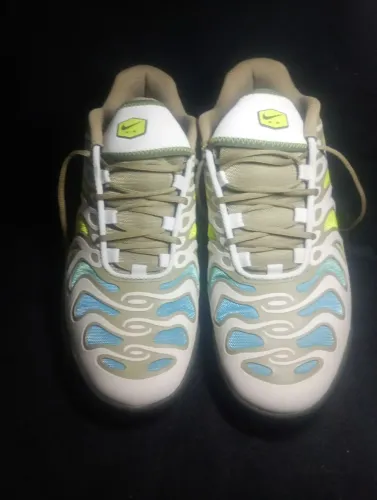 Vendo tênis Nike Air Max plus drift original