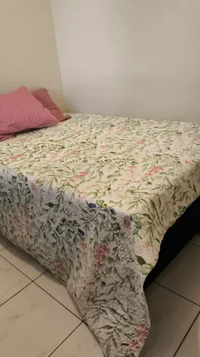 Cama casal nova