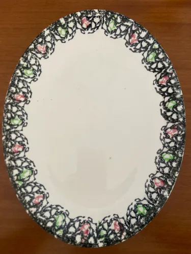 Travessa porcelana antiga fábrica Santo Eugênio 32x24 cm - RARO