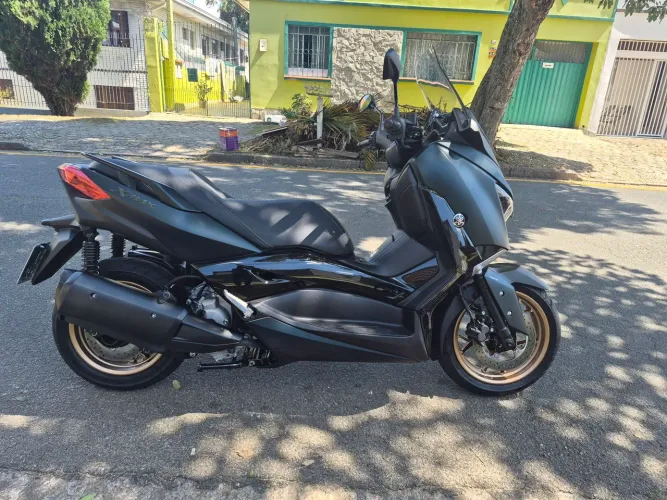 X max