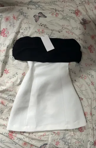 Vestido ombro a ombro zara novo