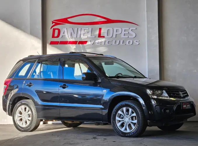 Suzuki Grand Vitara 2.0 16V 4x2/4x4 5P Mec. 2013