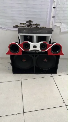 Vende-se Som automotivo