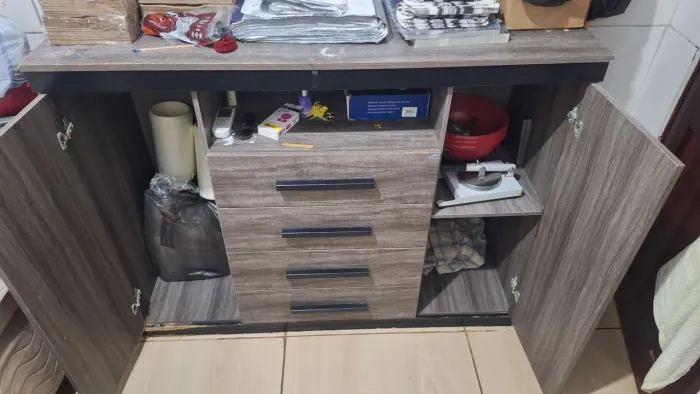 Cômoda roupeiro