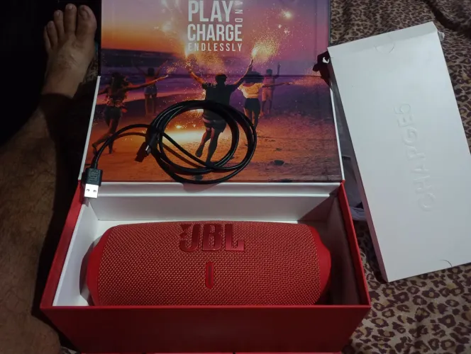 Caixa de som JBL charge 5 original entrega centro de Niterói 