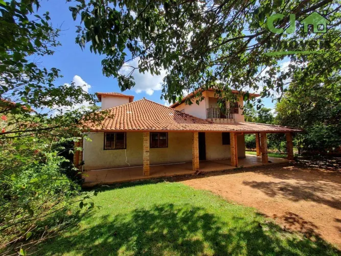 Casa com 4 dormitórios à venda, 190 m² por R$ 550.000,00 - Condomínio Vila Monte Verde - J