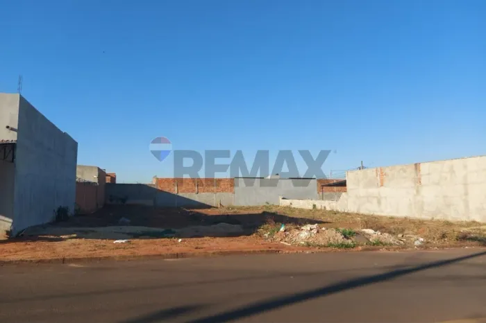 Terreno Comercial em Localização Privilegiada!