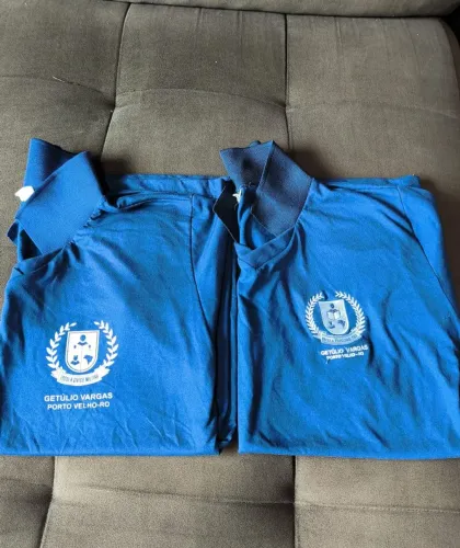 Doação- Uniforme da Escola Getúlio Vargas 