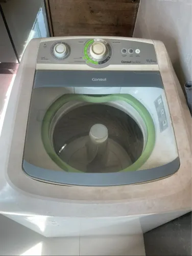 Maquina de lavar roupa