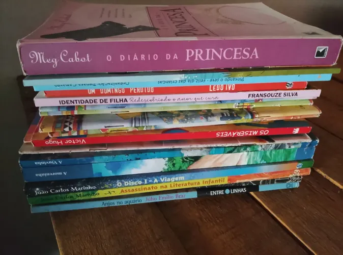 Vendo lote de Livros, Quadrinhos e Mangás
