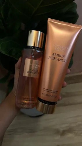Kit Victoria?s Secret Body splash e hidratante 