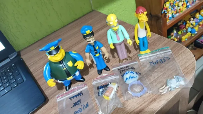 Lote 4 playmates simpsons