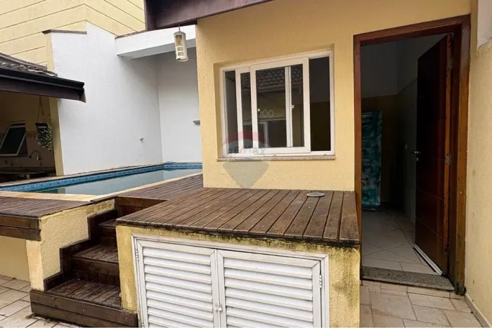 Casa para locação em excelente localização