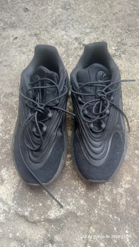 Tênis Adidas Ozelia 39 preto