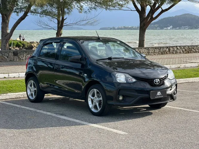 Toyota Etios X 1.3 Flex 16V 5P Mec. 2020