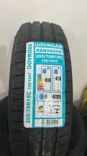Pneu 205/70r15c