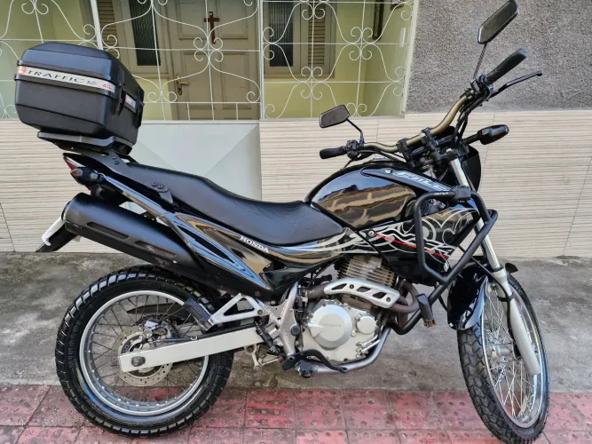 Honda falcon 400 super conservada 