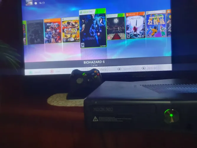 Xbox 360 slim desbloqueado( leia a descricao)