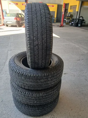 4 pneus 275/70-18 original RAM 3.500 com 8.000 kms rodados 