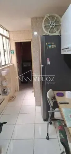 Apartamento : / Residencial / Laranjeiras