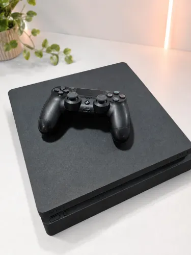 PS4 Slim + 2 Controles - Leitor Perfeito