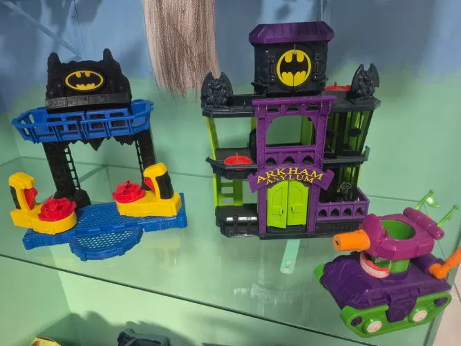 Imaginext lote Batcavernas - ver mais no perfil