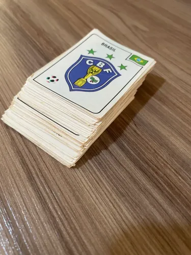 Figurinhas copa 90