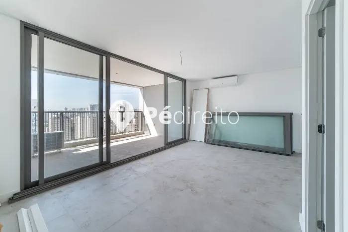 Studio funcional de 40m² com vaga no Condomínio Almagah no Tatuapé