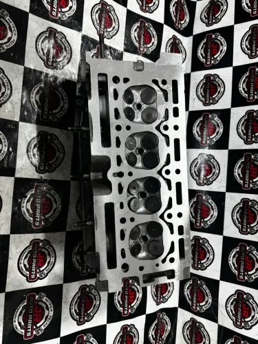Cabeçote do Renault Clio 1.0 16v