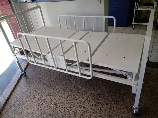 Cama hospitalar 2 manivelas