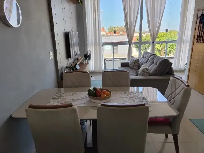 Mesa de Jantar (madeira&vidro-1,80m)