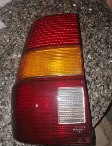 Lanterna Traseira Esquerda Quantum 96